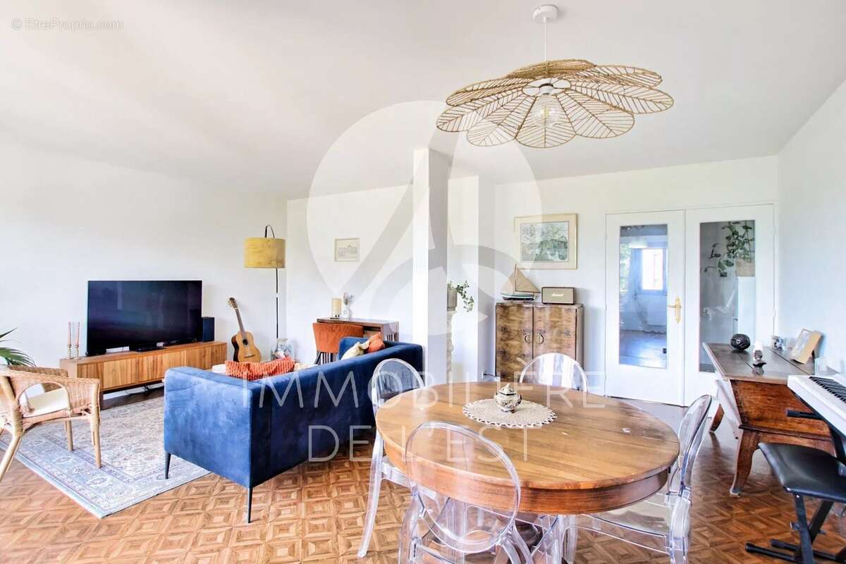 Appartement à LYON-8E
