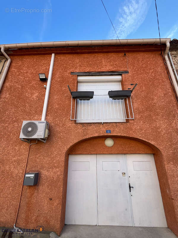 Maison à VILLEMOLAQUE