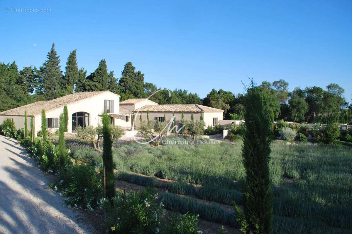Maison à MAUSSANE-LES-ALPILLES