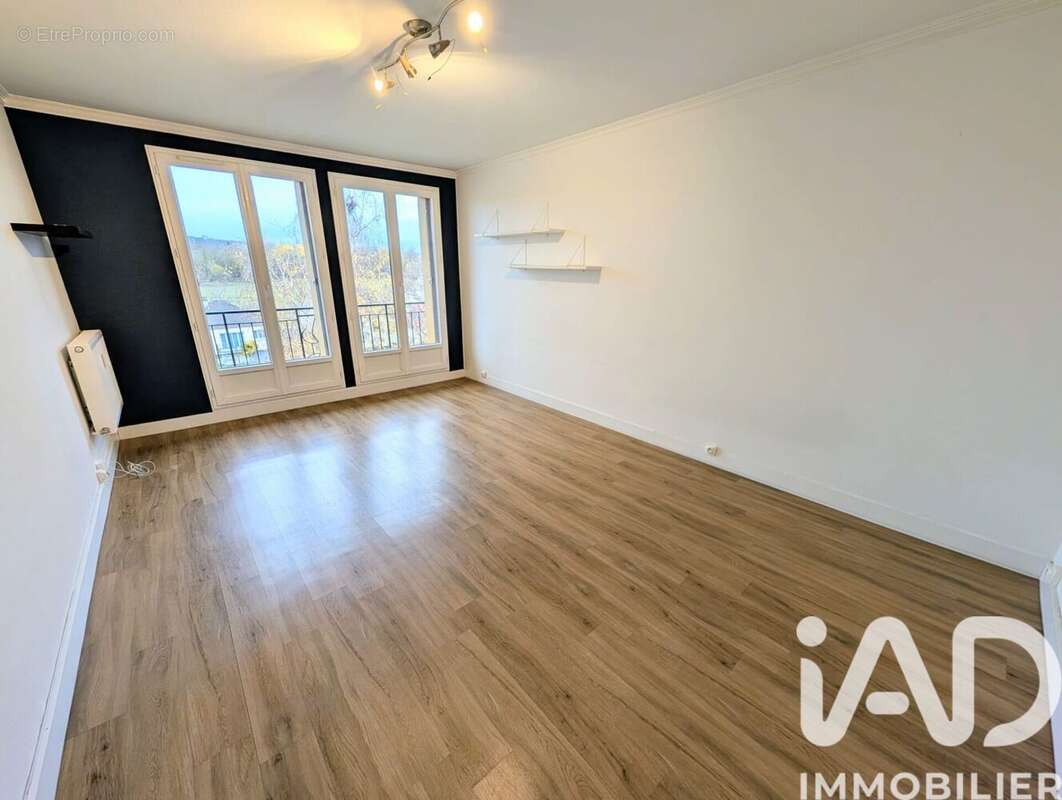Photo 2 - Appartement à EZANVILLE