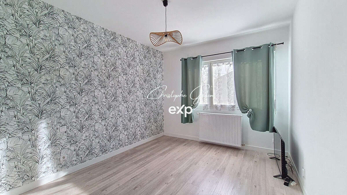 Maison à PEYRAT-DE-BELLAC