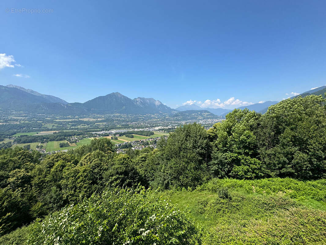 Appartement à MONTHION