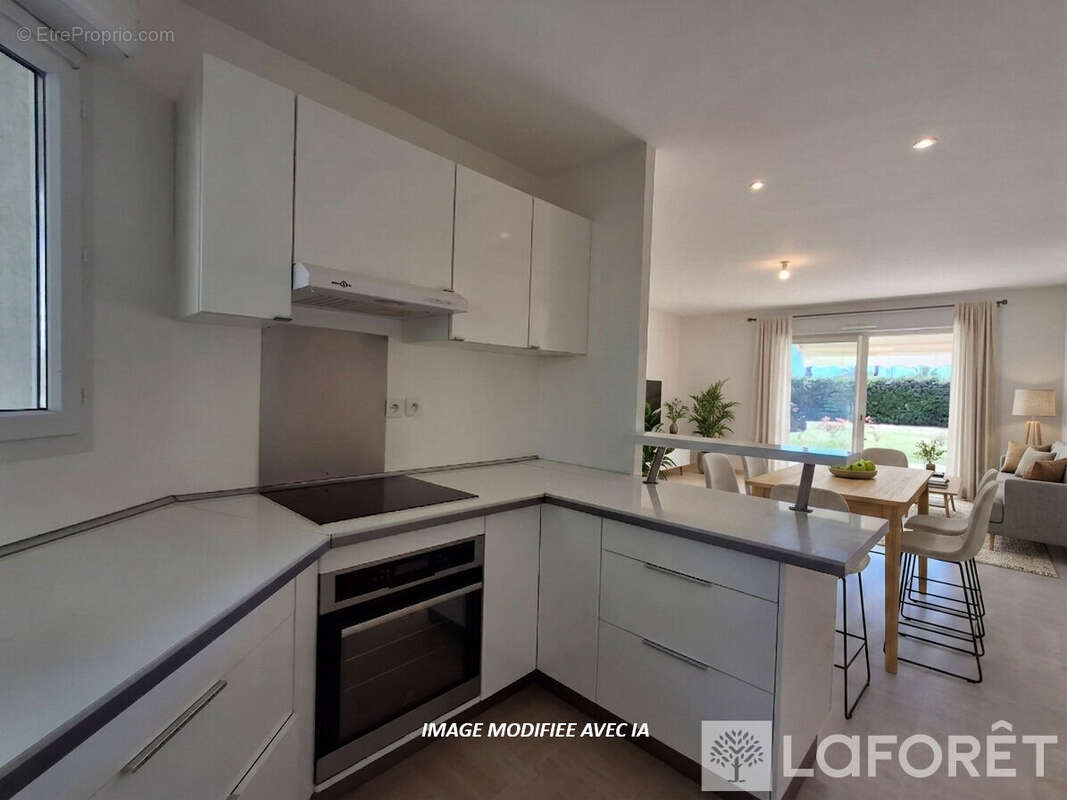 Appartement à HYERES