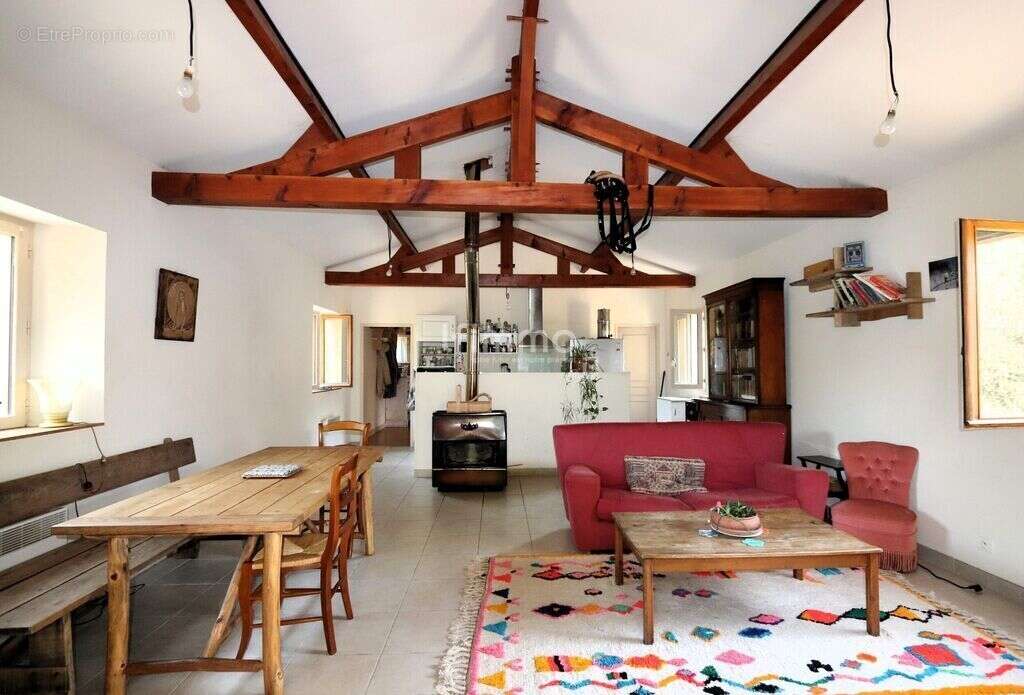 Maison à LES EYZIES-DE-TAYAC-SIREUIL