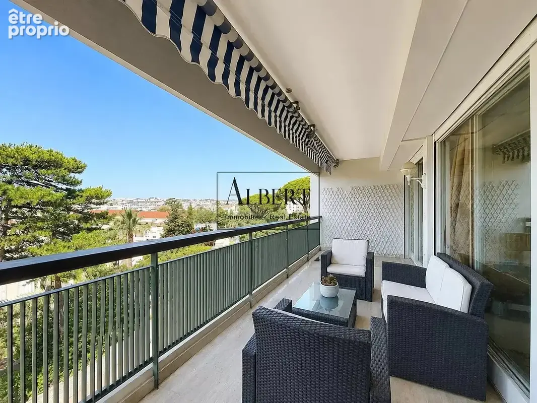 Cannes montfleury – élégant 3 pièces de 105 m² – terrasse panoramique – garage - photo 2