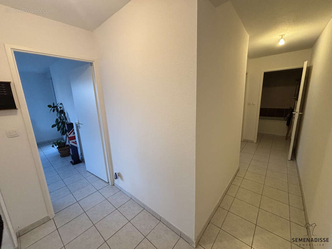 Appartement à CASTELGINEST