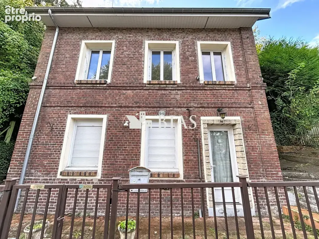 Maison 5 pièces 106 m² à vendre à Barentin (76360) - photo 1
