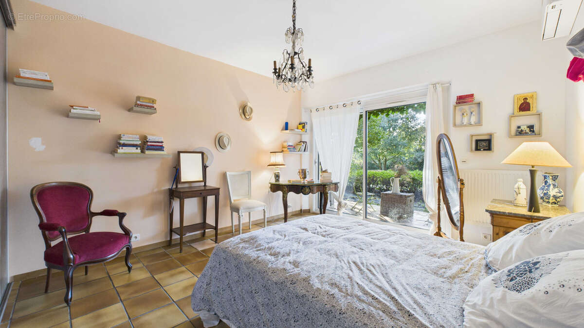 Maison à LA LONDE-LES-MAURES