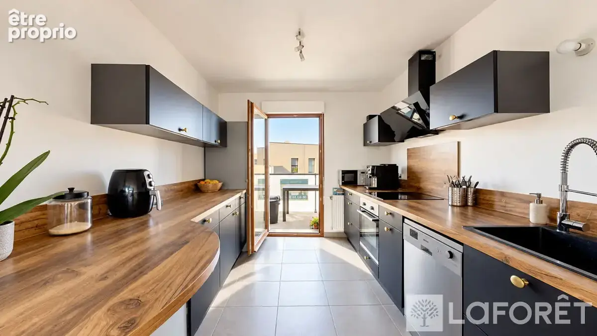À vendre - Reims - appartement, 3 chambres, box inclus dans résidence récente - photo 6