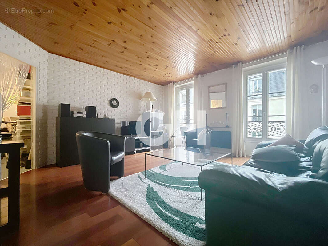 Appartement à PARIS-11E