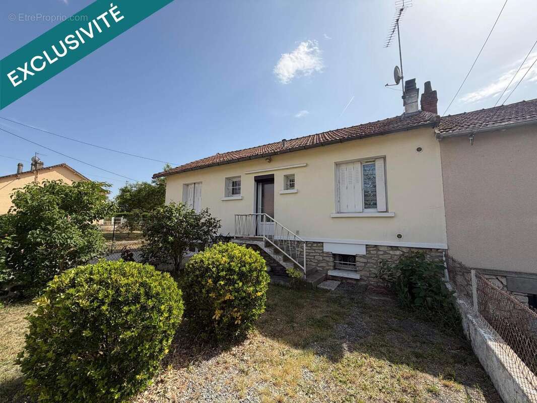 Photo 2 - Maison à DANGE-SAINT-ROMAIN
