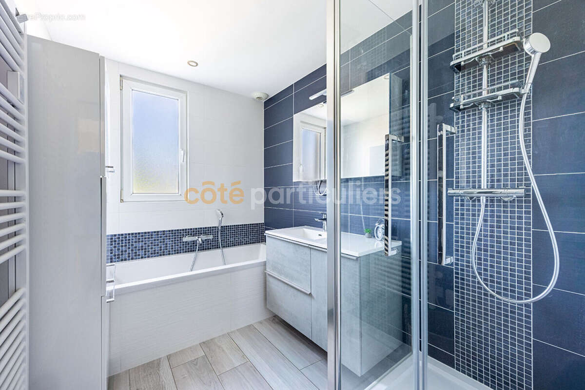 Bouguenais les couets -- maison -- 121 m2 -- 4 chambres -- piscine -- garage -- dépendance - photo 9