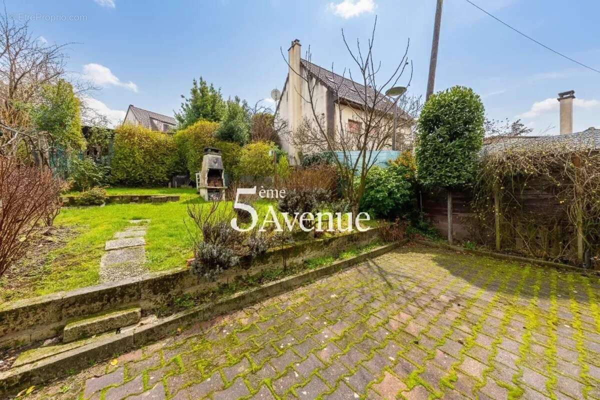 Maison à ROSNY-SOUS-BOIS