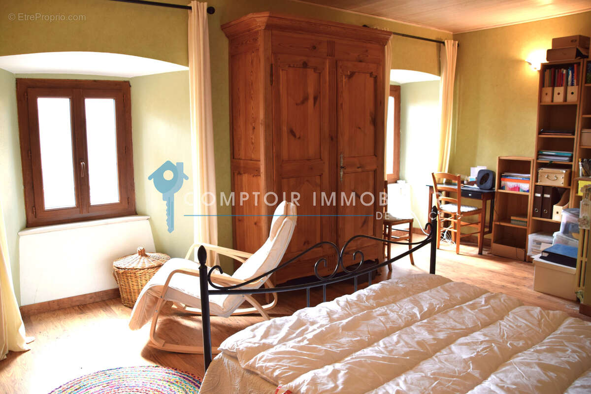 Dépt. 07 - A VENDRE à COUCOURON - Maison de village de 110 m2 - Terrain de 180 m2 - photo 12