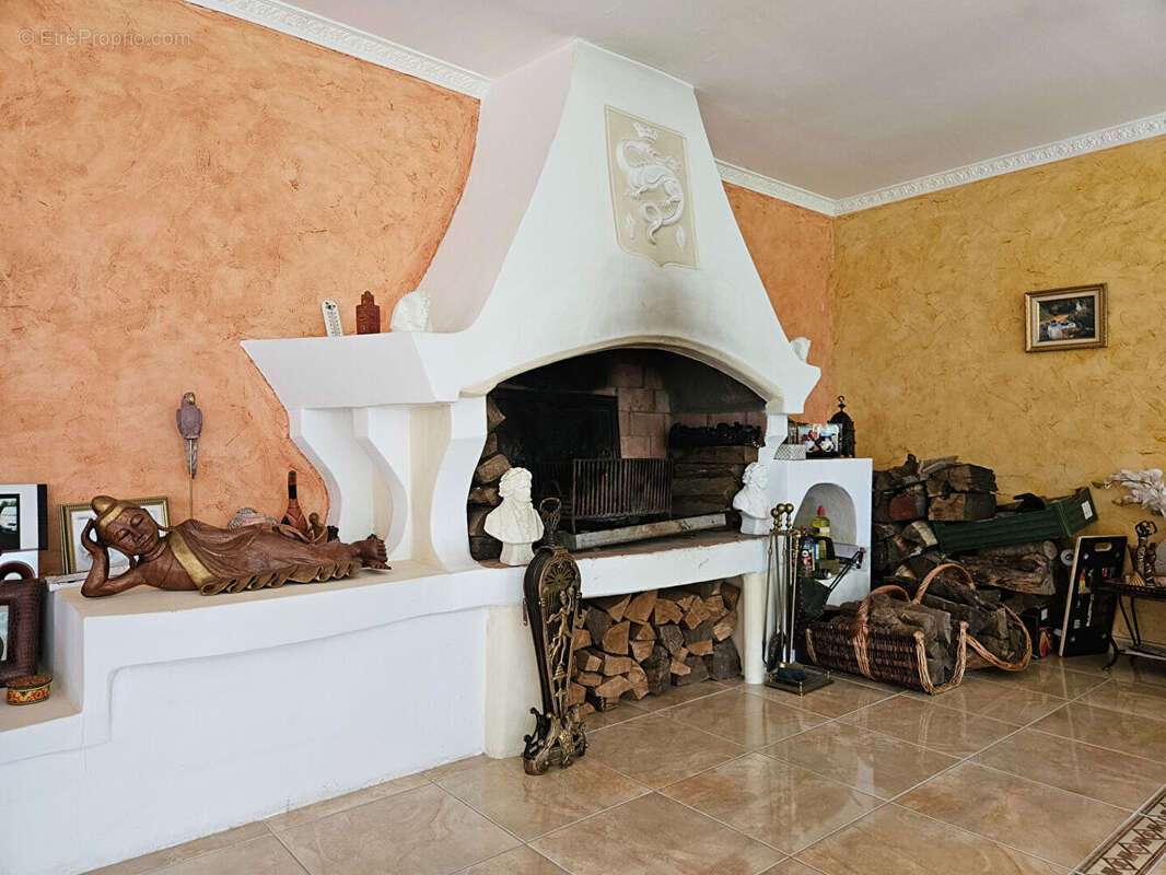 Maison à MESNIL-RAOUL