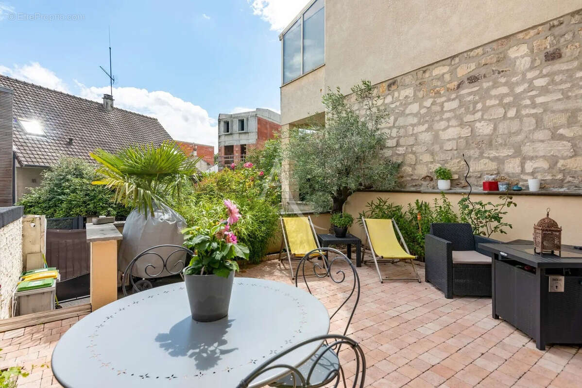 Maison à FONTENAY-SOUS-BOIS