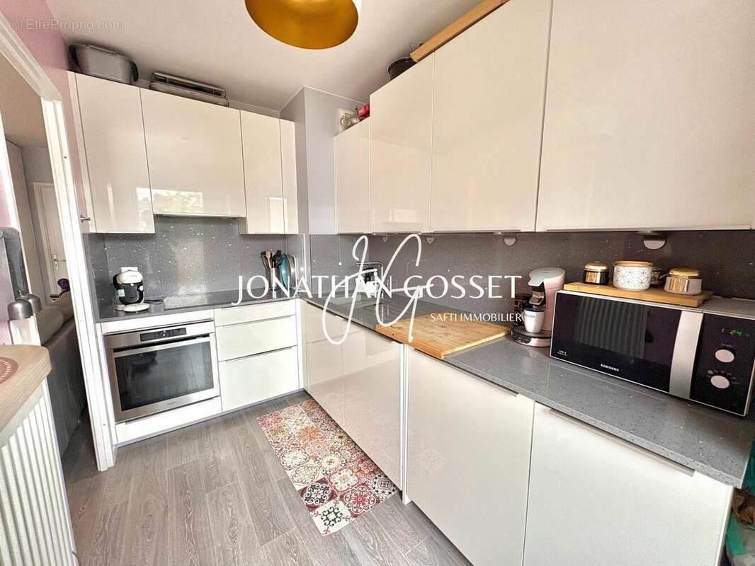 Photo 6 - Appartement à POISSY