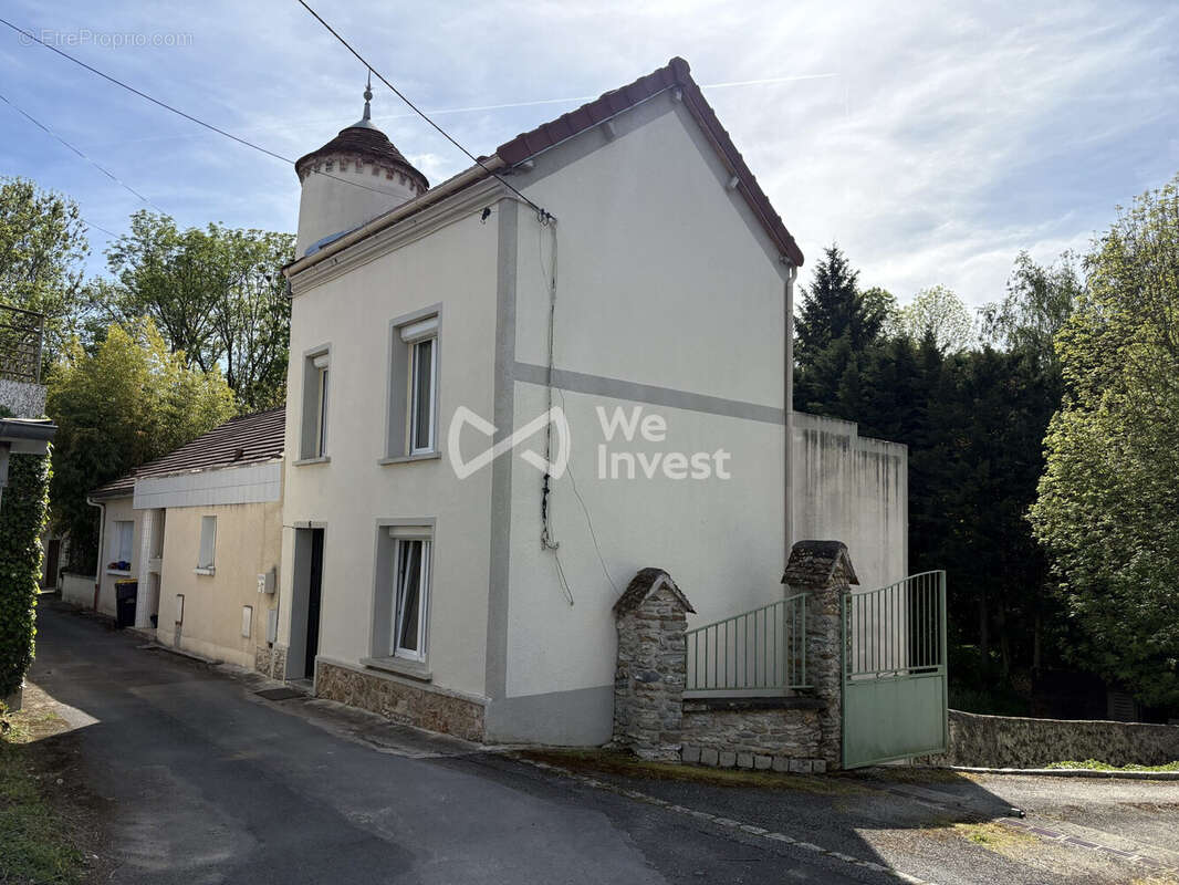 Maison à REBAIS