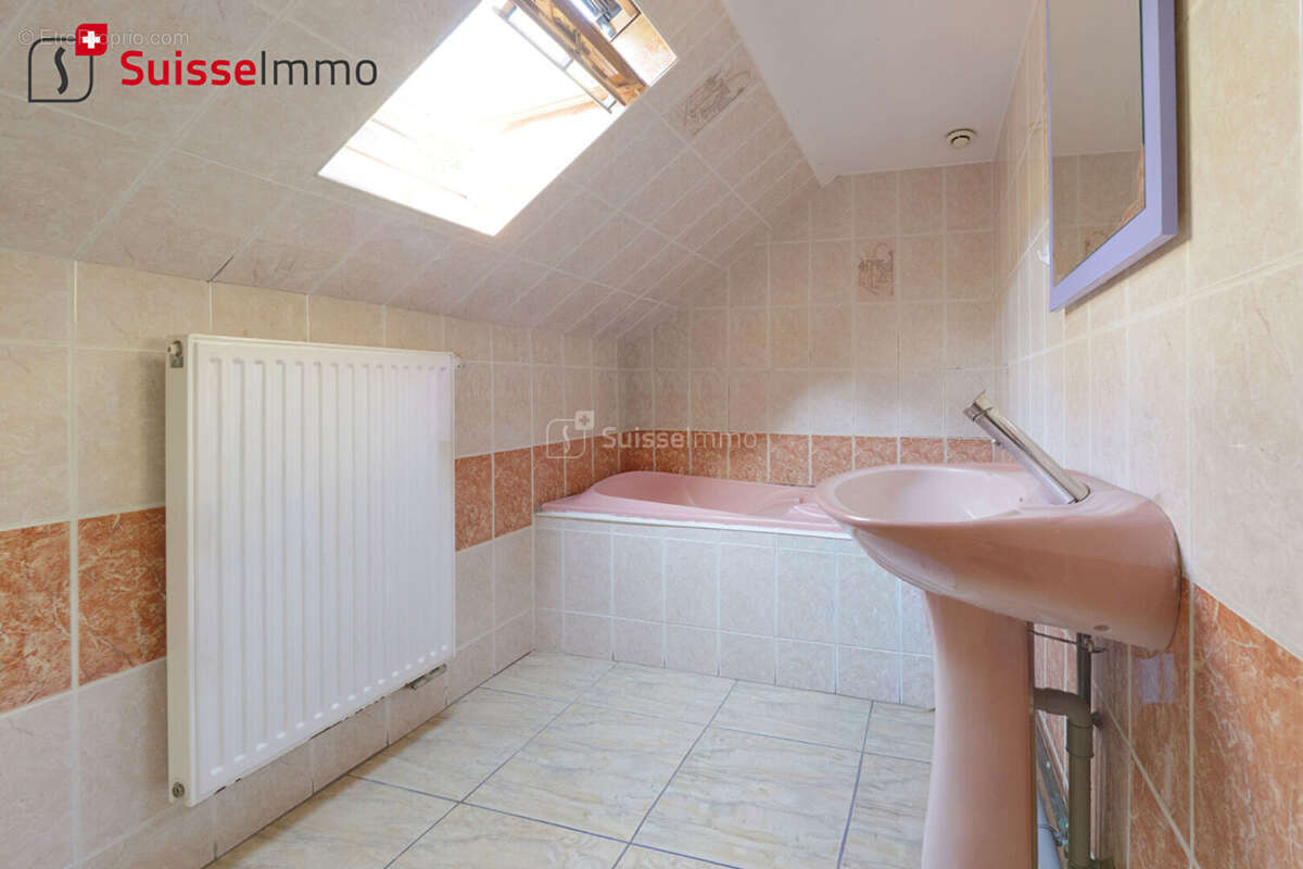 Maison Montbéliard 10 pièces 222 m2 habitables - photo 12