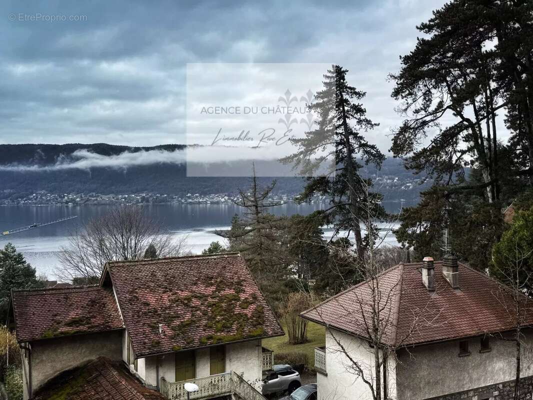 Maison à VEYRIER-DU-LAC