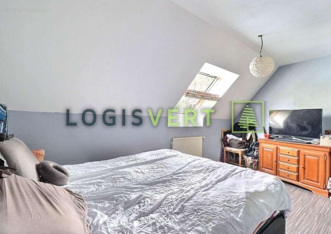 Maison 131 m² à Gometz-Le-Chatel  - photo 6