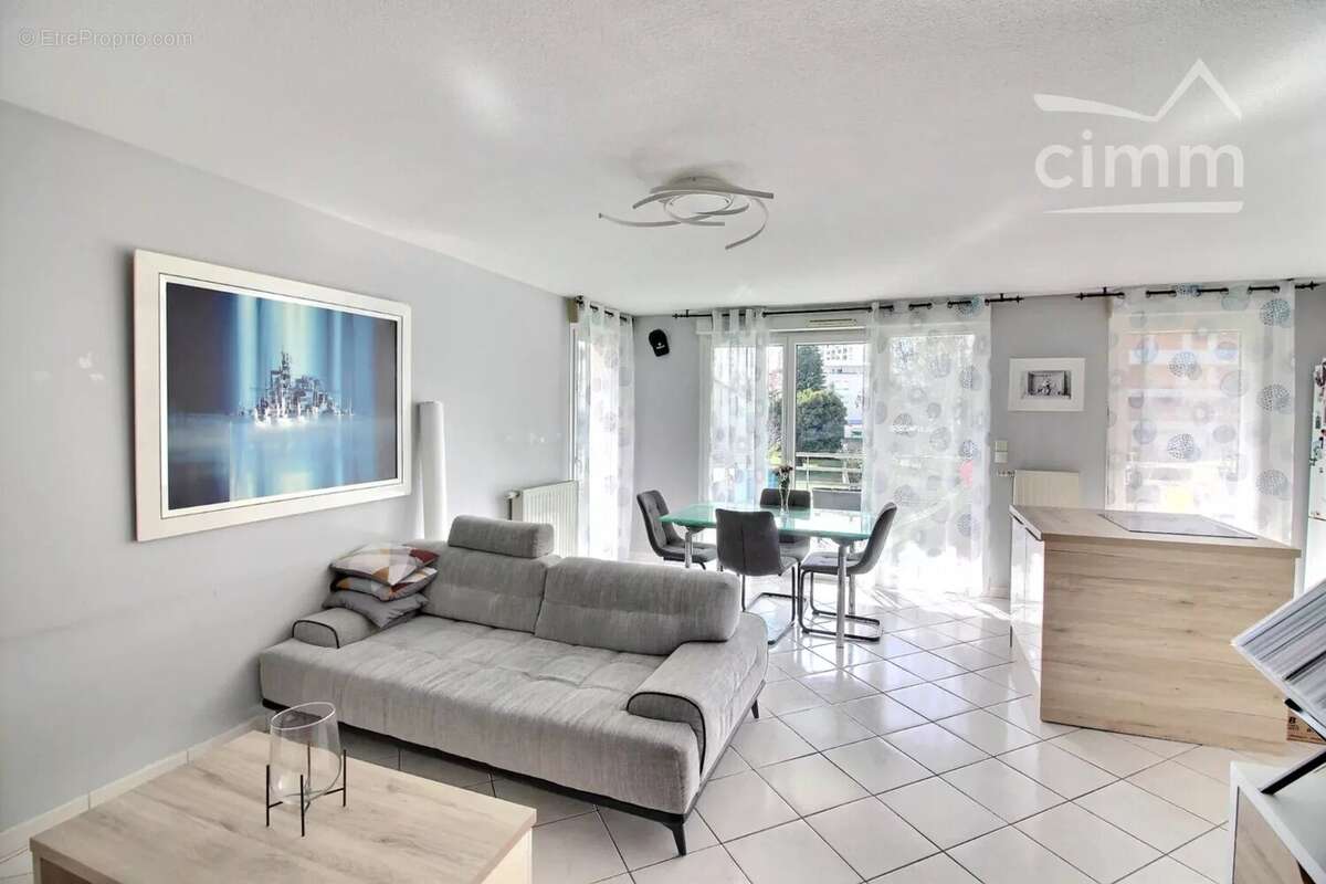 Appartement T4 avec terrasse à Echirolles - photo 3