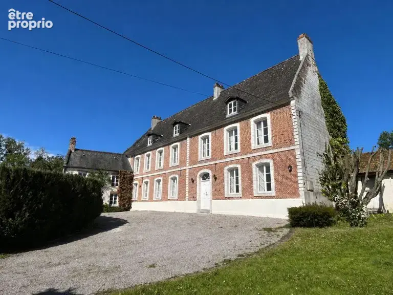 Maison 14 pièces 313 m² · à Fressin · 313 m² · 649 500 €