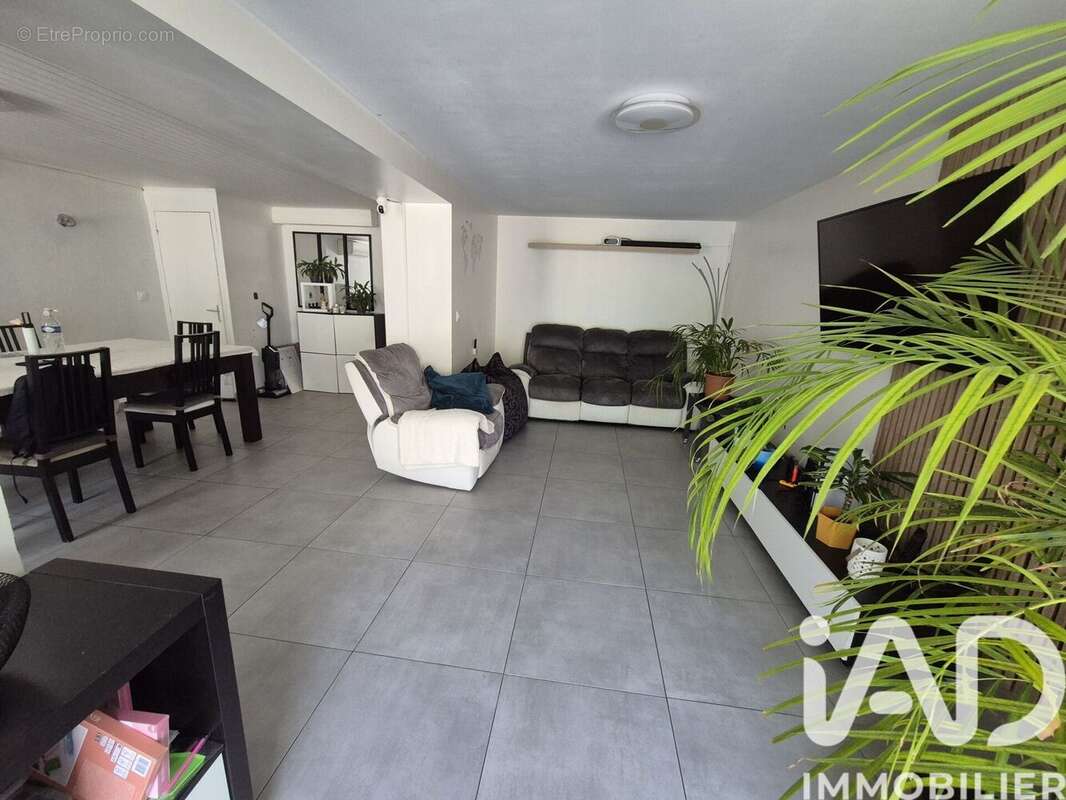 Maison 102 m² à Reuil-En-Brie  - photo 5