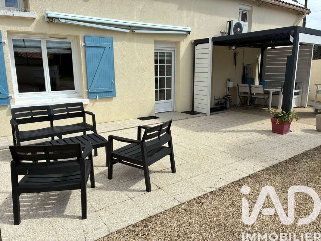 Maison 109 m² à Brion-Pres-Thouet  - photo 5