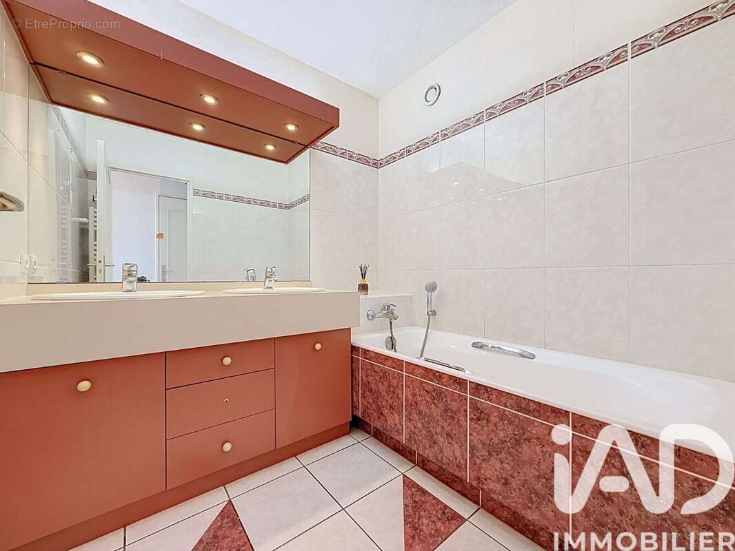 Photo 9 - Appartement à REIMS