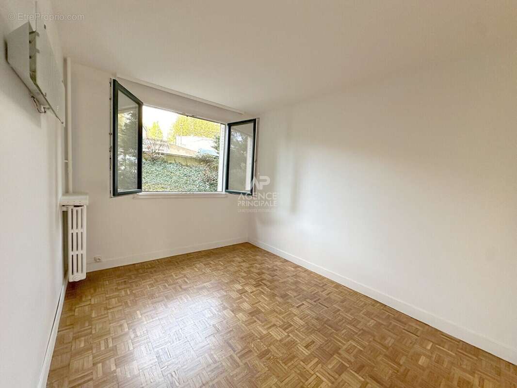 Appartement à CHAVILLE
