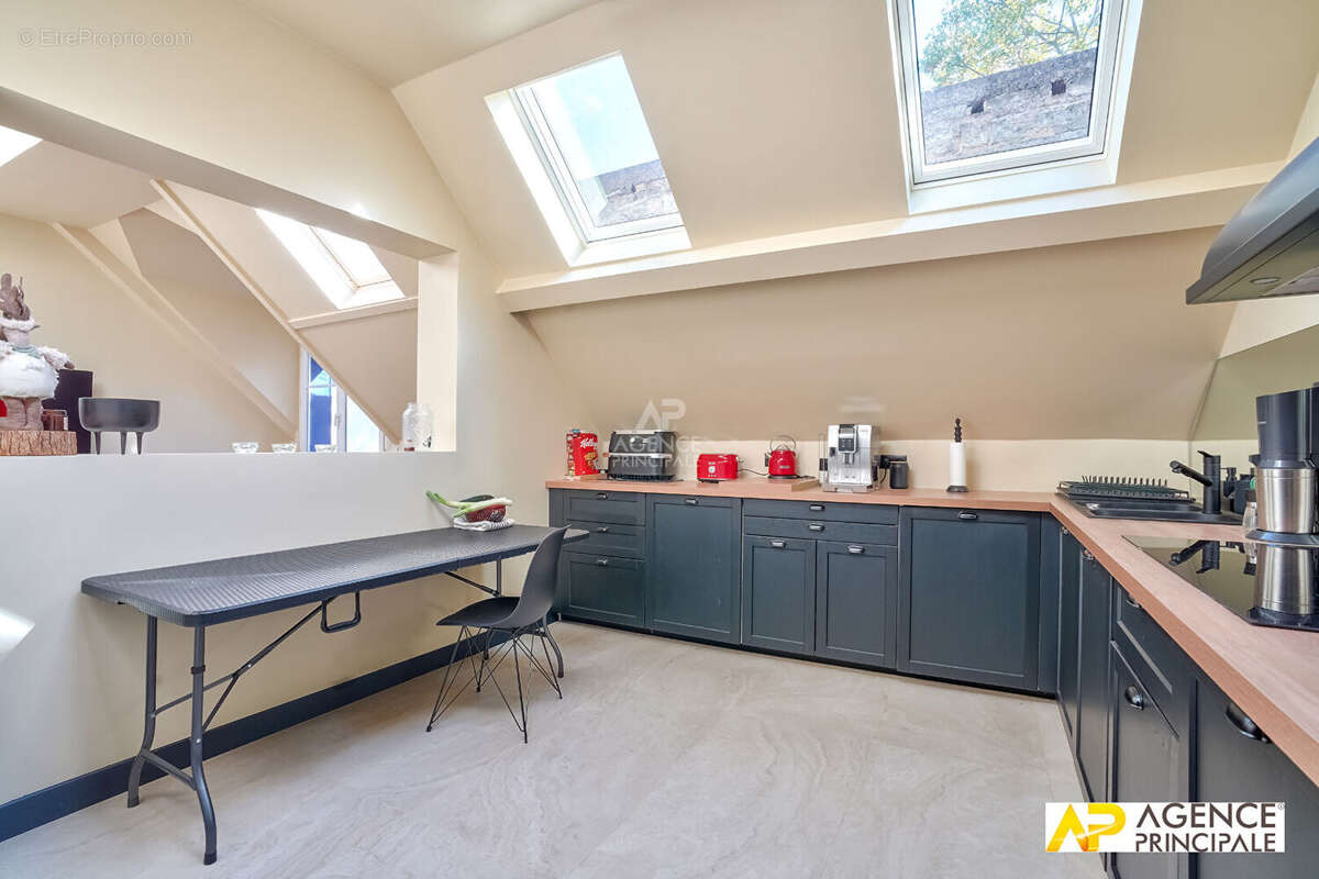 Maison à MAISONS-LAFFITTE