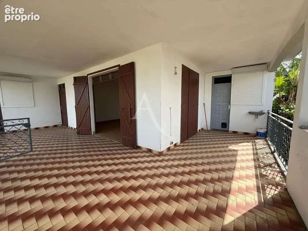 Deux maisons au Moule, fort potentiel d'investissement - photo 3