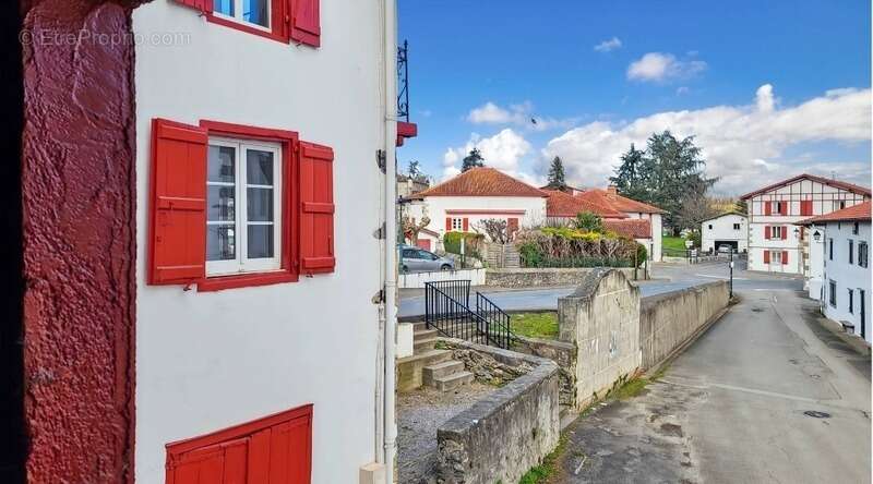 Appartement à IHOLDY