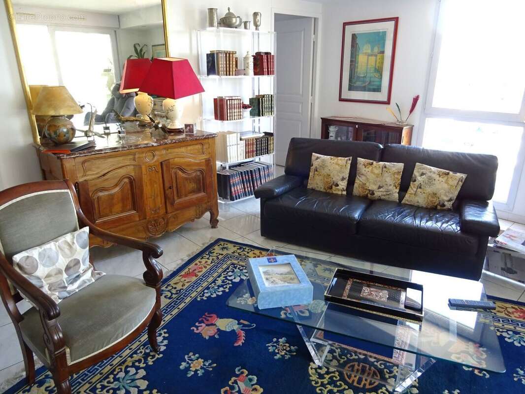 Appartement à LATTES