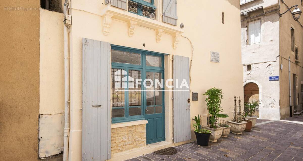 Maison à VILLEFRANCHE-DE-ROUERGUE