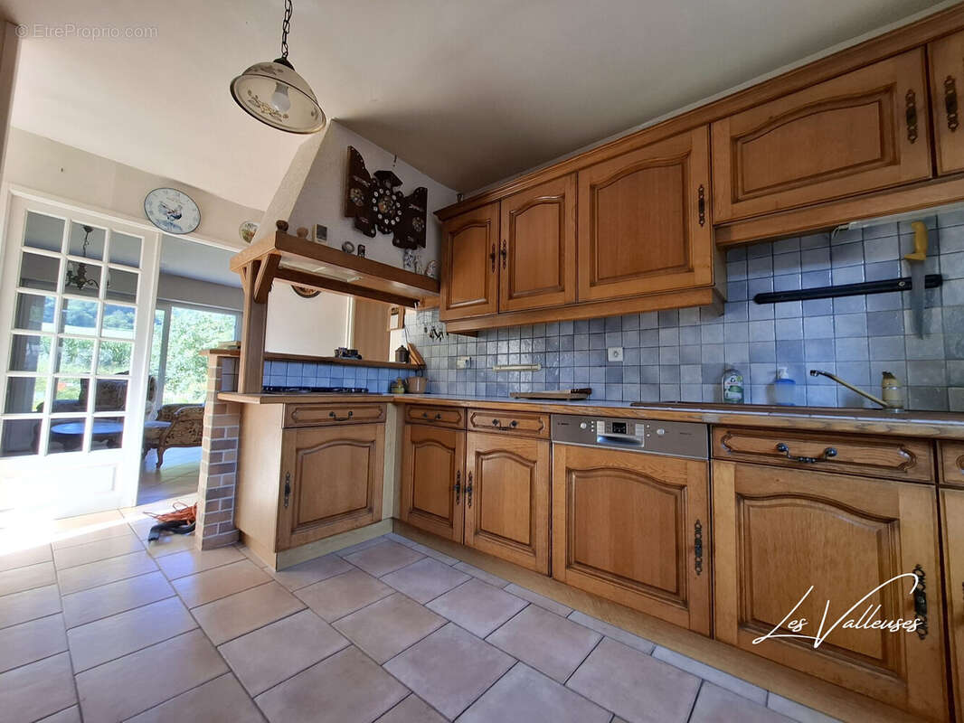 Maison 93 m² à Grainville-La-Teinturiere  - photo 2