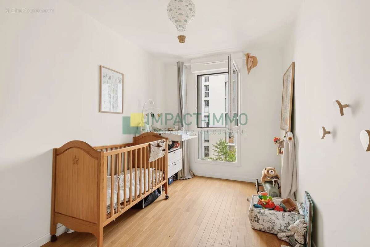 Appartement à CLICHY
