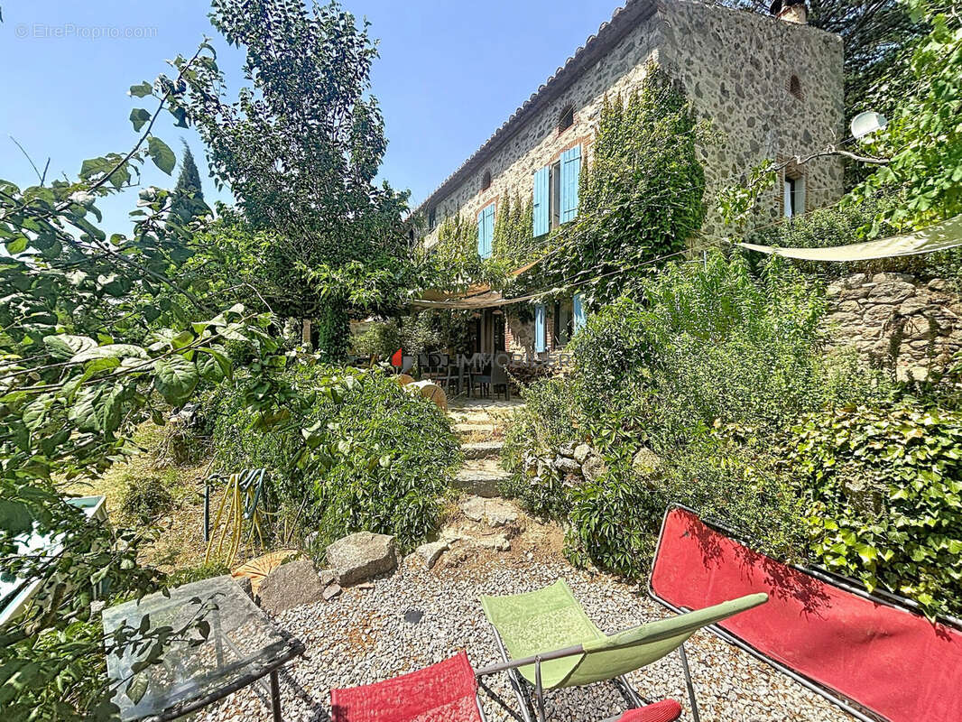 Maison 250 m² à Mosset  - photo 2