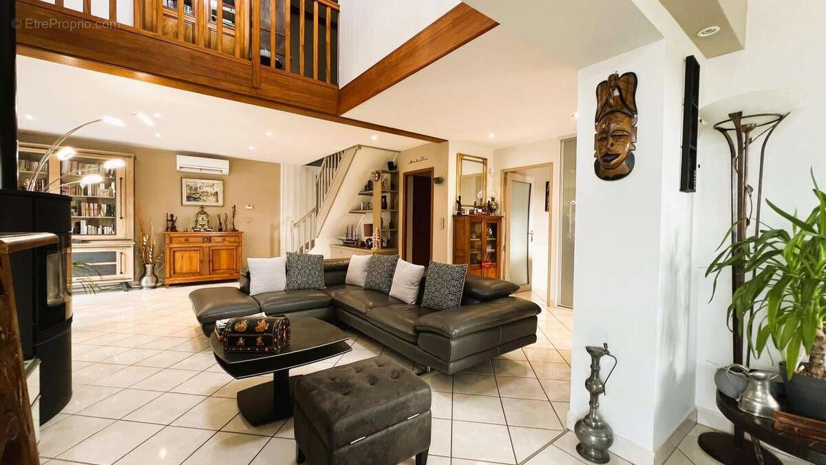 Photo 5 - Maison à CHARBONNIERES-LES-BAINS