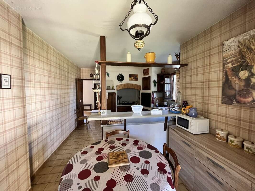 Maison à SAINT-HIPPOLYTE-DU-FORT