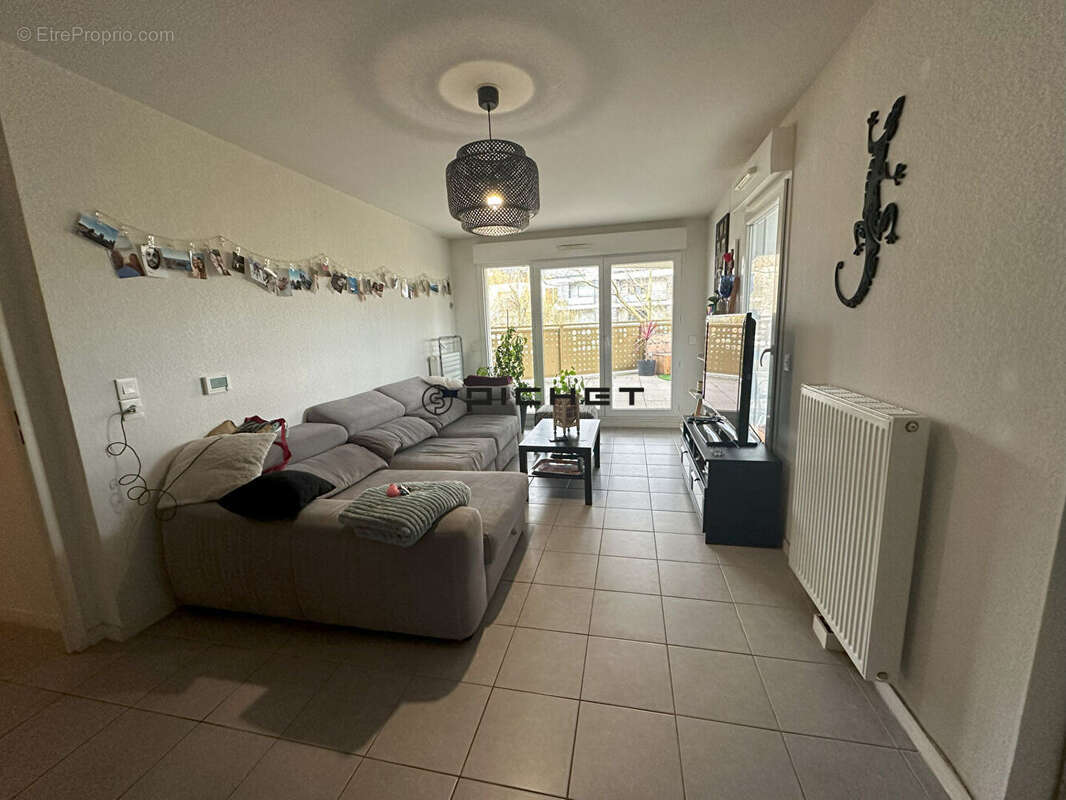Appartement à VILLENAVE-D'ORNON