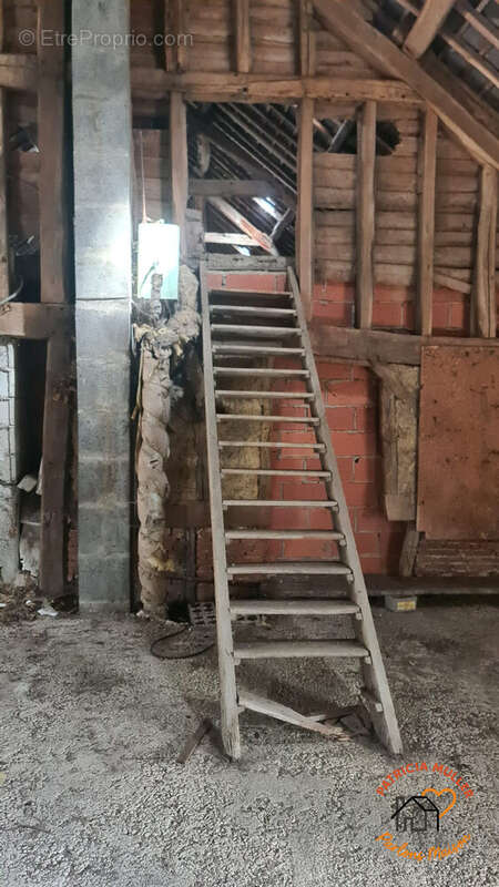 Maison à ETEIGNIERES