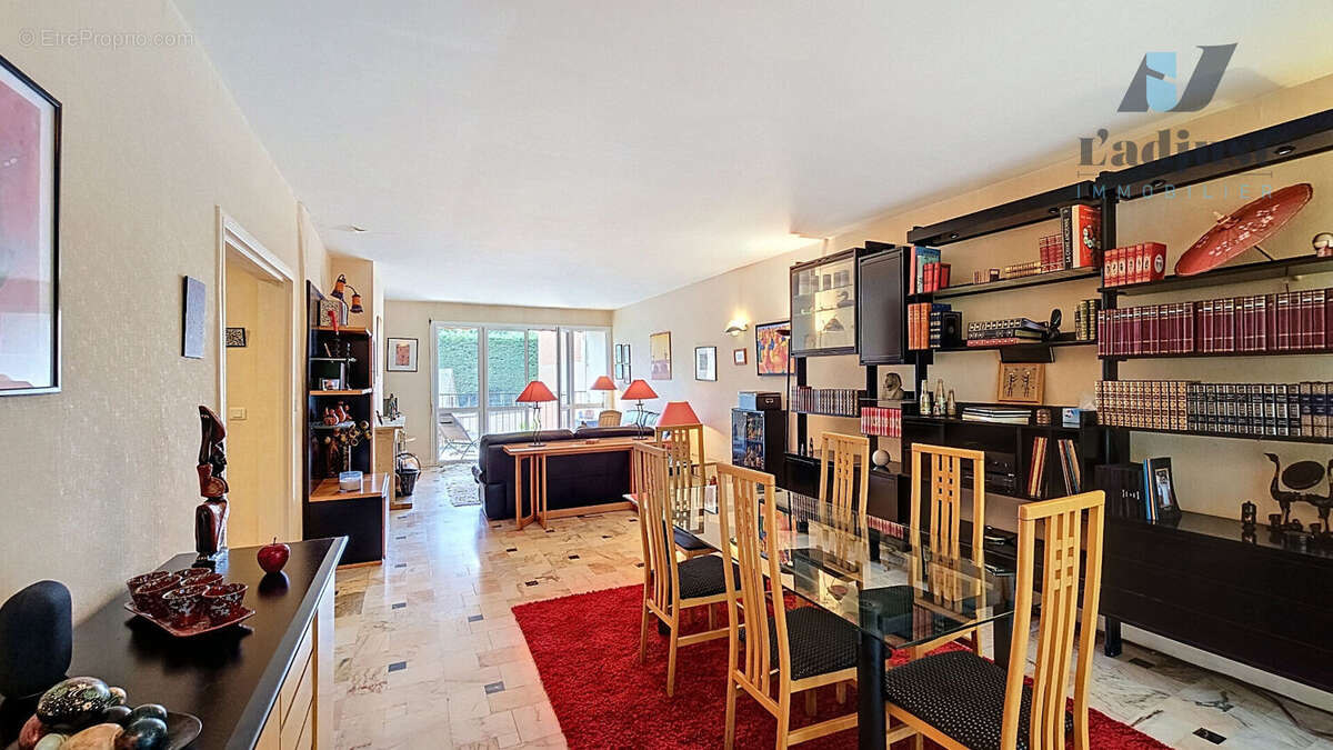 AVON Trinagle d'or - F5, 3chambres - séjour 40m² - 2 terrasses, garage, cave - photo 2