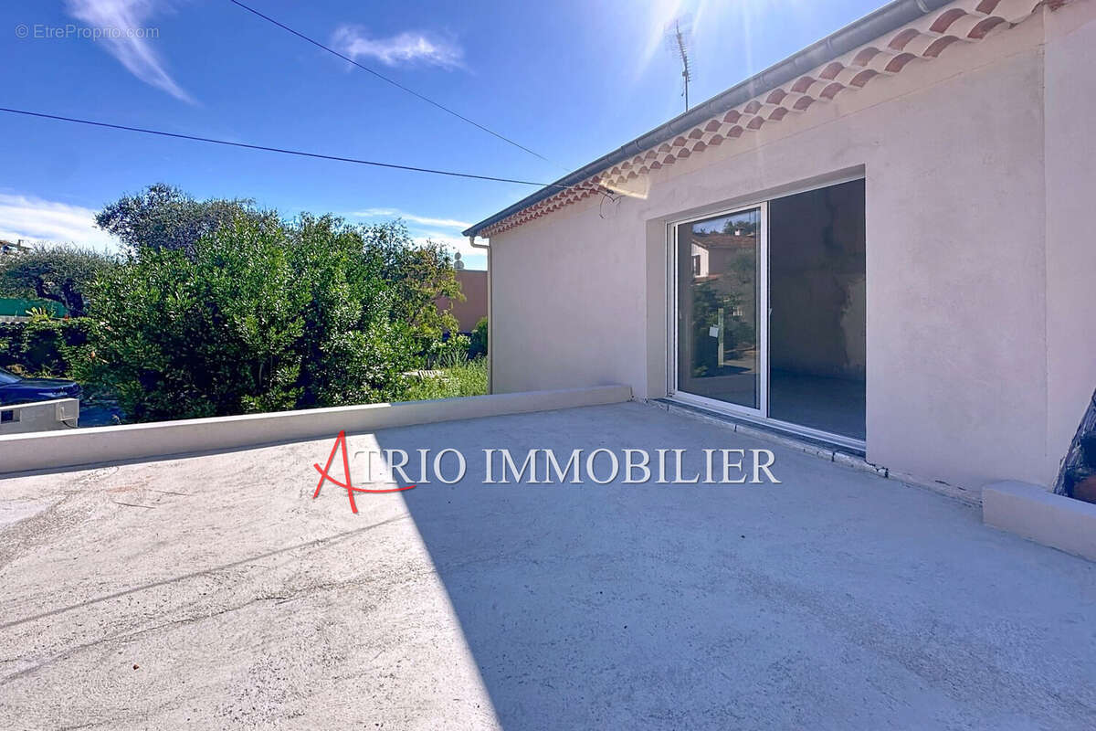 Appartement à CAGNES-SUR-MER
