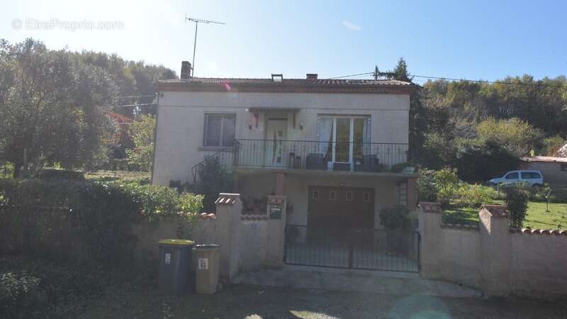 Maison à SAINT-JUERY