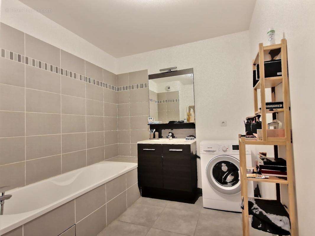 Appartement à SAINT-PRIEST