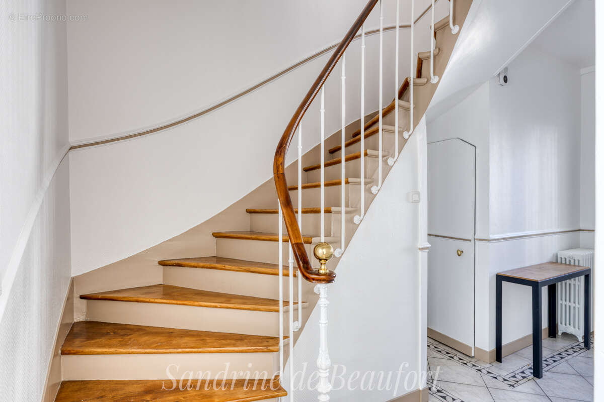 Maison à ASNIERES-SUR-SEINE