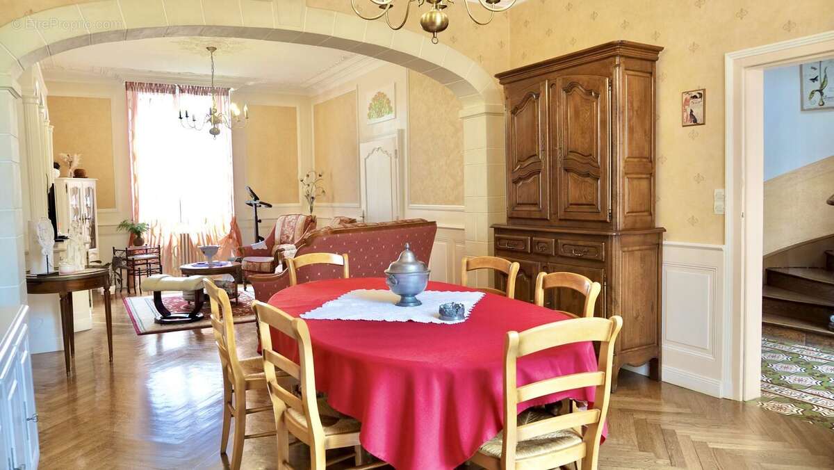 Maison 245 m² à Bonnetable  - photo 6