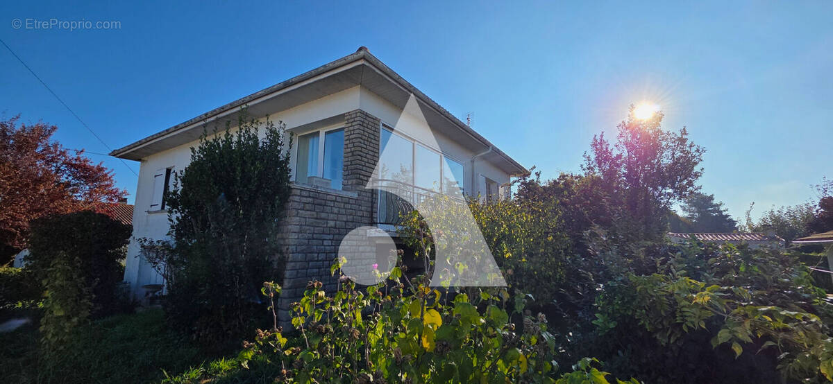 Maison à LA TREMBLADE